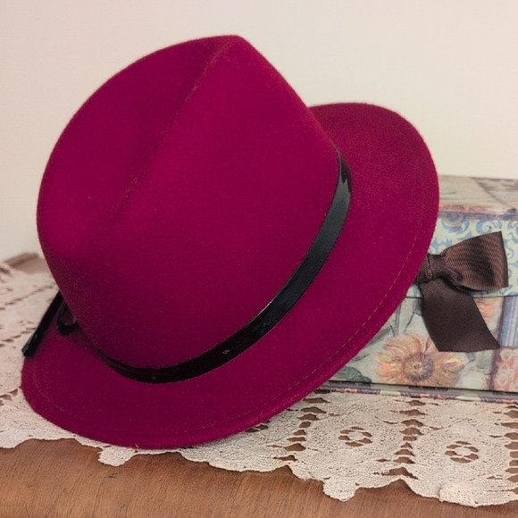 Charter Club Deep Red Fedora with Black Band - Picture 5 of 7
